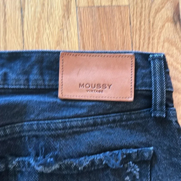 Moussy Vintage sz 27 black wash 100% cotton great pre owned condition raw edge - Picture 9 of 9